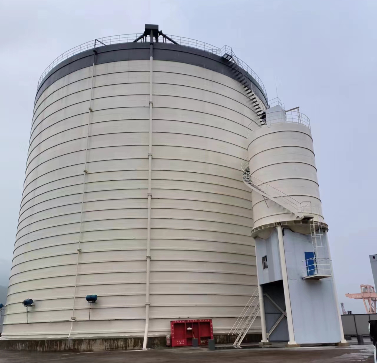 尖扎10万吨水泥钢板库